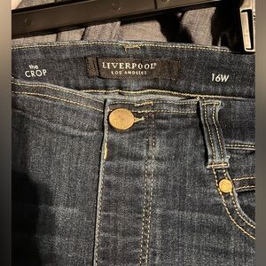 The most comfy denim capris